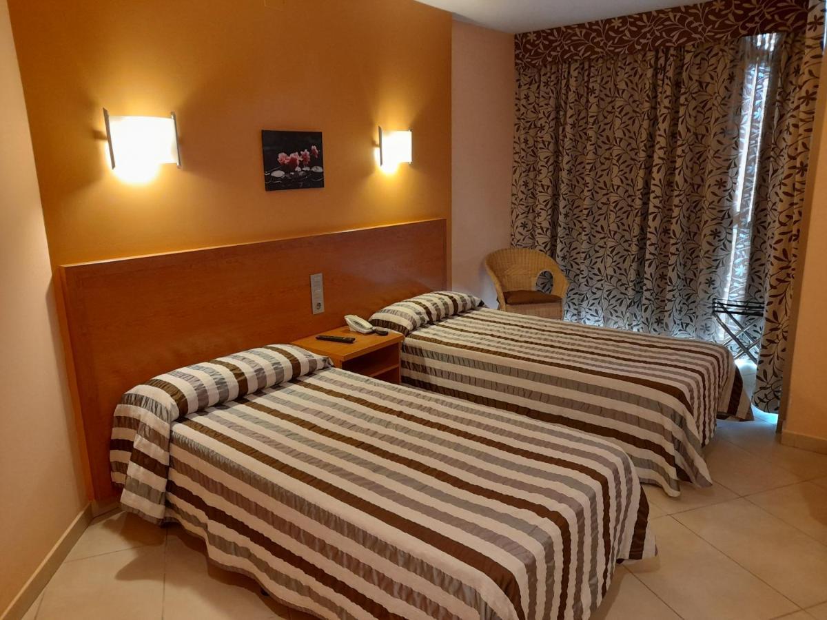 Hotel Avenida Morella Exteriör bild