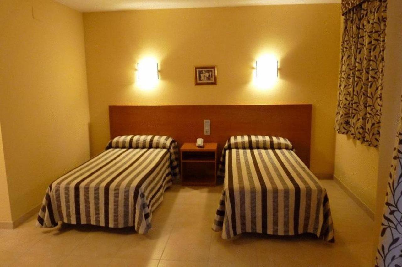 Hotel Avenida Morella Exteriör bild